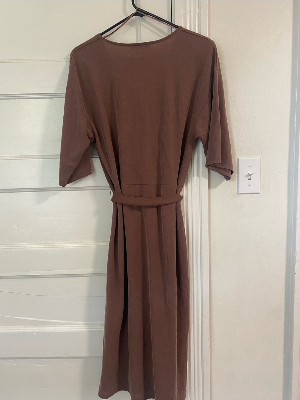 Dark Rose/Brown Midi Dress with Tie Waist - Picture 4 of 5